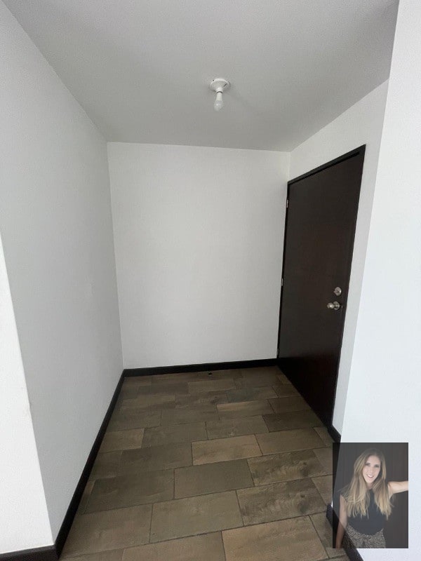 Apartamento en renta Edificio Verona zona 10 - 6