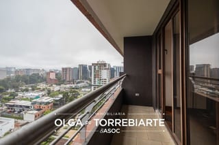 Apartamento amueblado en Santa María, Zona 10 — Apartamento en Alquiler en Santa María, Zona 10, Guatemala, Ciudad — miniatura 4 de 13
