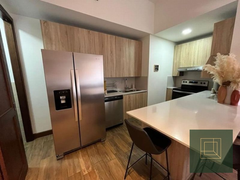 Apartamento en renta amueblado en zona 10 — Apartamento en Alquiler en Salvattore, Zona 10, Guatemala, Ciudad — foto 3 de 7