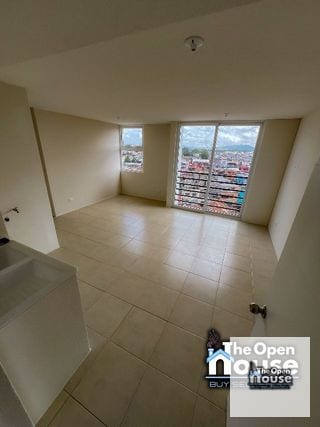 Apartamento En Renta zona 6 — Apartamento en Alquiler en Torre Martí, Zona 6, Guatemala, Ciudad — miniatura 2 de 12