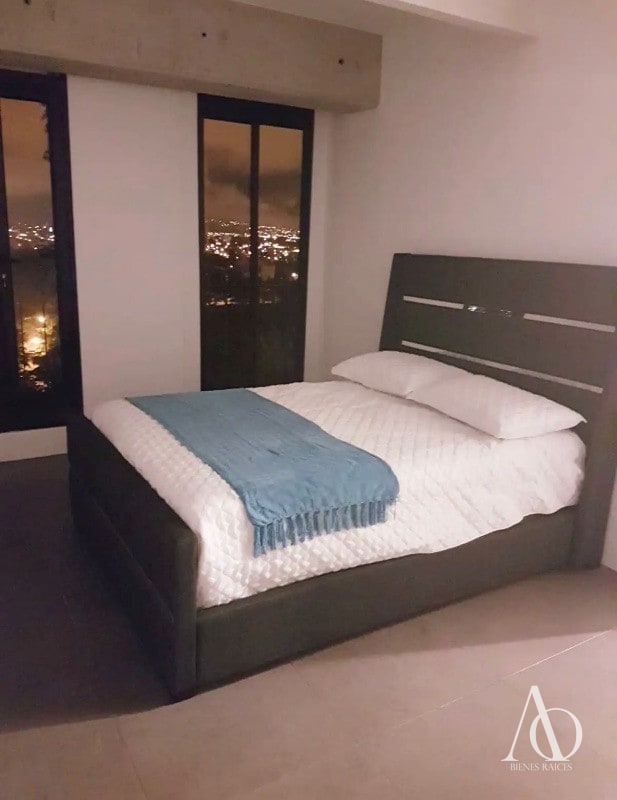 Apartamento en Alquiler / Venta Edificio Fabra, zona 10 N10 / EN DIRECTO - 2