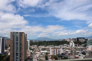 Apartamento Semi Amueblado Verona Zona 10 — Apartamento en Venta en Verona, Zona 10, Guatemala, Ciudad — miniatura 1 de 9