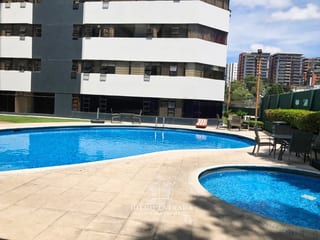 Zona 14, Apartamento amueblado de 2 dormitorios  — Apartamento en Alquiler en Zona 14, Guatemala, Ciudad — miniatura 12 de 17