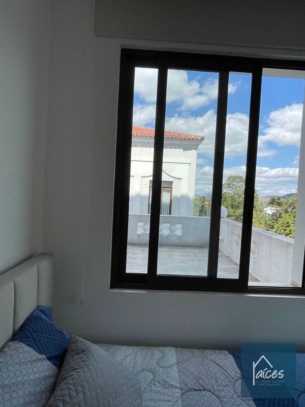 Apartamento amueblado en renta LIRIOS Zona 16 (D) — Apartamento en Alquiler en Lirios de Cayalá II, Zona 16, Guatemala, Ciudad — foto 4 de 14