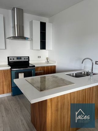 Apartamento amueblado en renta LIRIOS Zona 16 (D) — Apartamento en Alquiler en Lirios de Cayalá II, Zona 16, Guatemala, Ciudad — miniatura 9 de 14