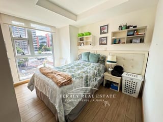 Apartamento amueblado de 3 habitaciones — Apartamento en Alquiler en Zona 10, Guatemala, Ciudad — miniatura 1 de 17