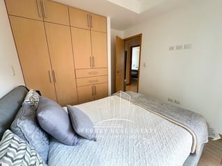 Apartamento amueblado de 3 habitaciones — Apartamento en Alquiler en Zona 10, Guatemala, Ciudad — miniatura 4 de 17