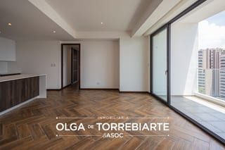 Apartamento en Edificio Naori, zona 10 — Apartamento en Venta en Naori, Zona 10, Guatemala, Ciudad — miniatura 3 de 17