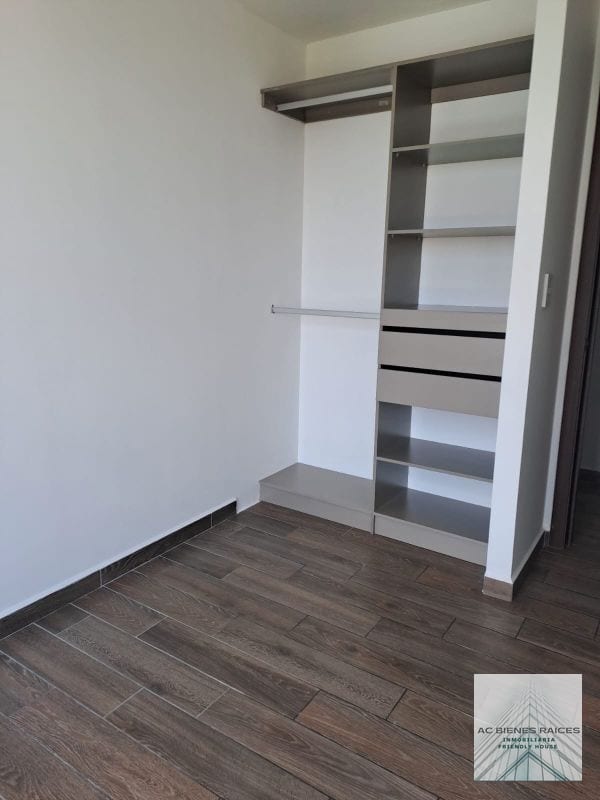 Parque 15 3 habitaciones — Apartamento en Alquiler en Parque 15, Zona 15, Guatemala, Ciudad — foto 11 de 13