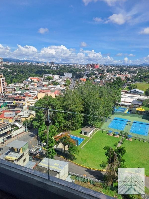 Parque 15 3 habitaciones — Apartamento en Alquiler en Parque 15, Zona 15, Guatemala, Ciudad — foto 1 de 13