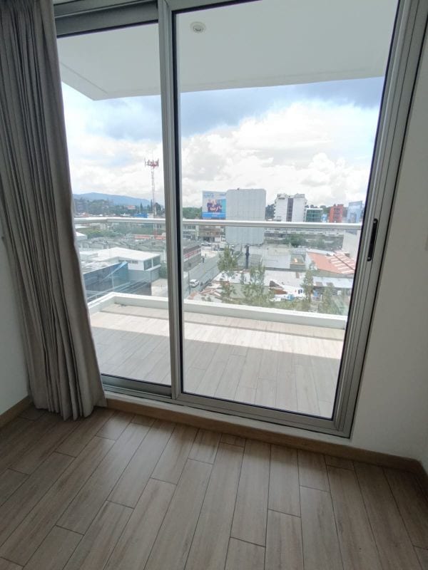Apartamento en Renta Zona 10 CODIGO.DA34172 — Apartamento en Alquiler en Zona 10, Guatemala, Ciudad — foto 13 de 17