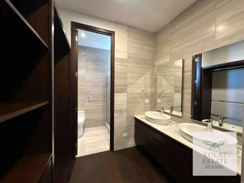 Apartamento de 3 Habitaciones en Renta en ECHO zona 14. - 5
