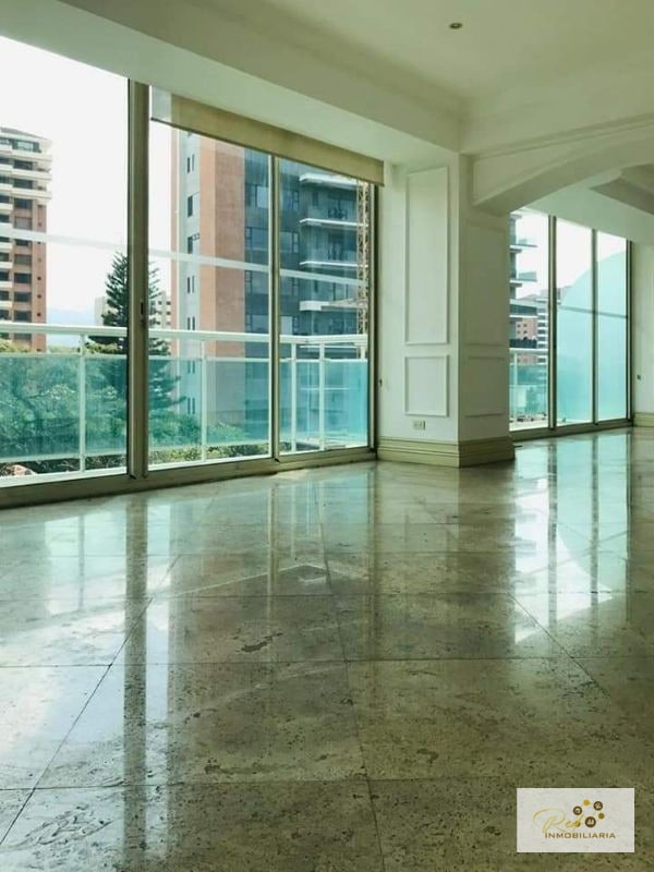 VENTA EXCLUSIVO Y ELEGANTE EN ZONA 14 VILLA RISHO - 8