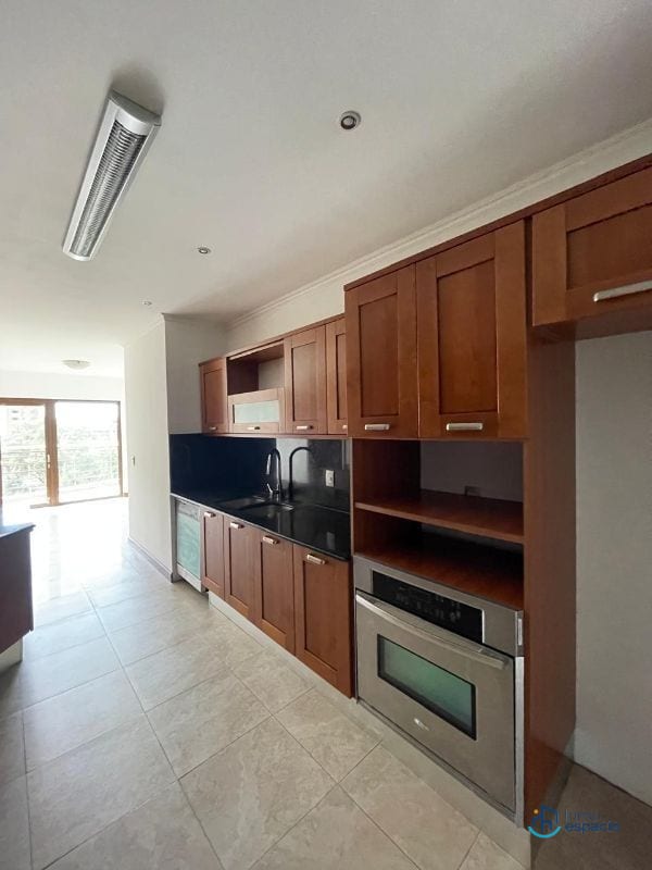 Apartamento en Renta Zona 14 — Apartamento en Alquiler en Tadeus, Zona 14, Guatemala, Ciudad — foto 9 de 12