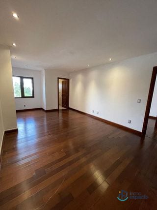 Apartamento en Renta Zona 14 — Apartamento en Alquiler en Tadeus, Zona 14, Guatemala, Ciudad — miniatura 3 de 12