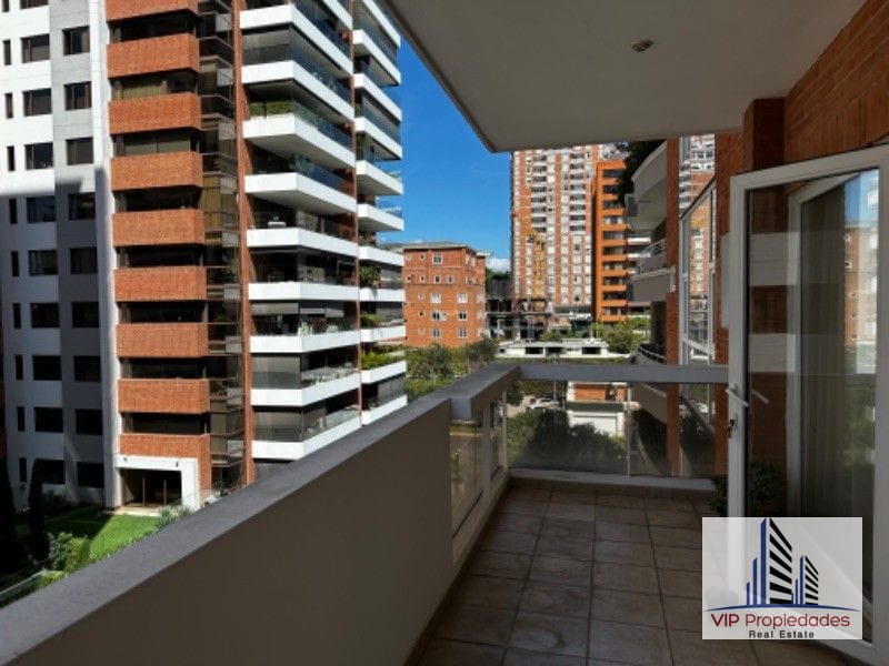Alquilo amplio apartamento amueblado, zona 14 Vista Real — Apartamento en Alquiler en Vista Real, Zona 14, Guatemala, Ciudad — foto 11 de 14
