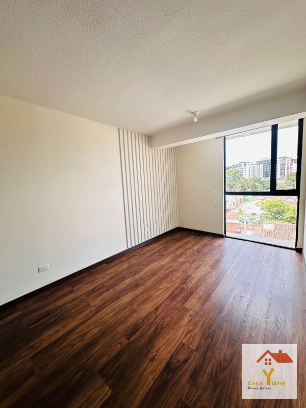 Apartamento en venta zona 11 Aralia - 3