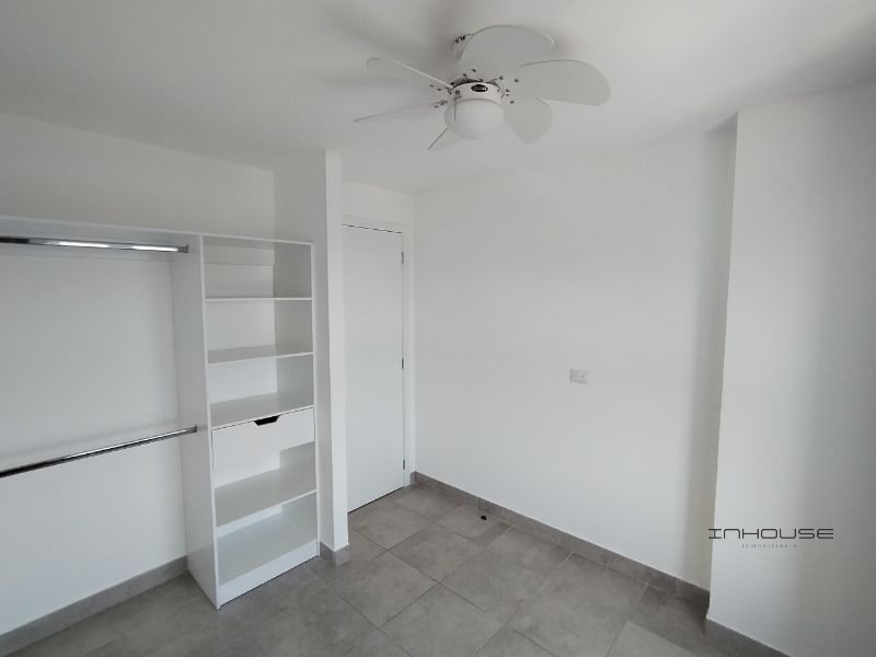 APARTAMENTO EN VENTA ZONA 2 - 4