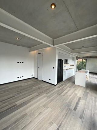 Apartamento en Alquiler | Edificio SYNC | Zona 15 VH3 | Tipo estudio · Amplio — Apartamento en Alquiler en Zona 15, Guatemala, Ciudad — miniatura 3 de 14