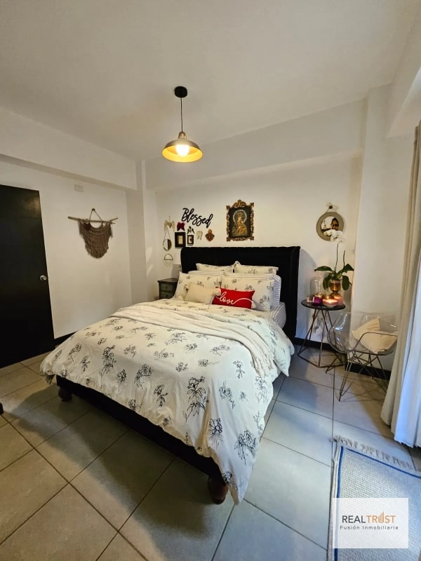 CON TERRAZA EN VENTA CAÑADA 16, Zona 16 - 5