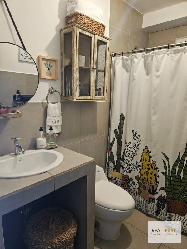 CON TERRAZA EN VENTA CAÑADA 16, Zona 16 - 4
