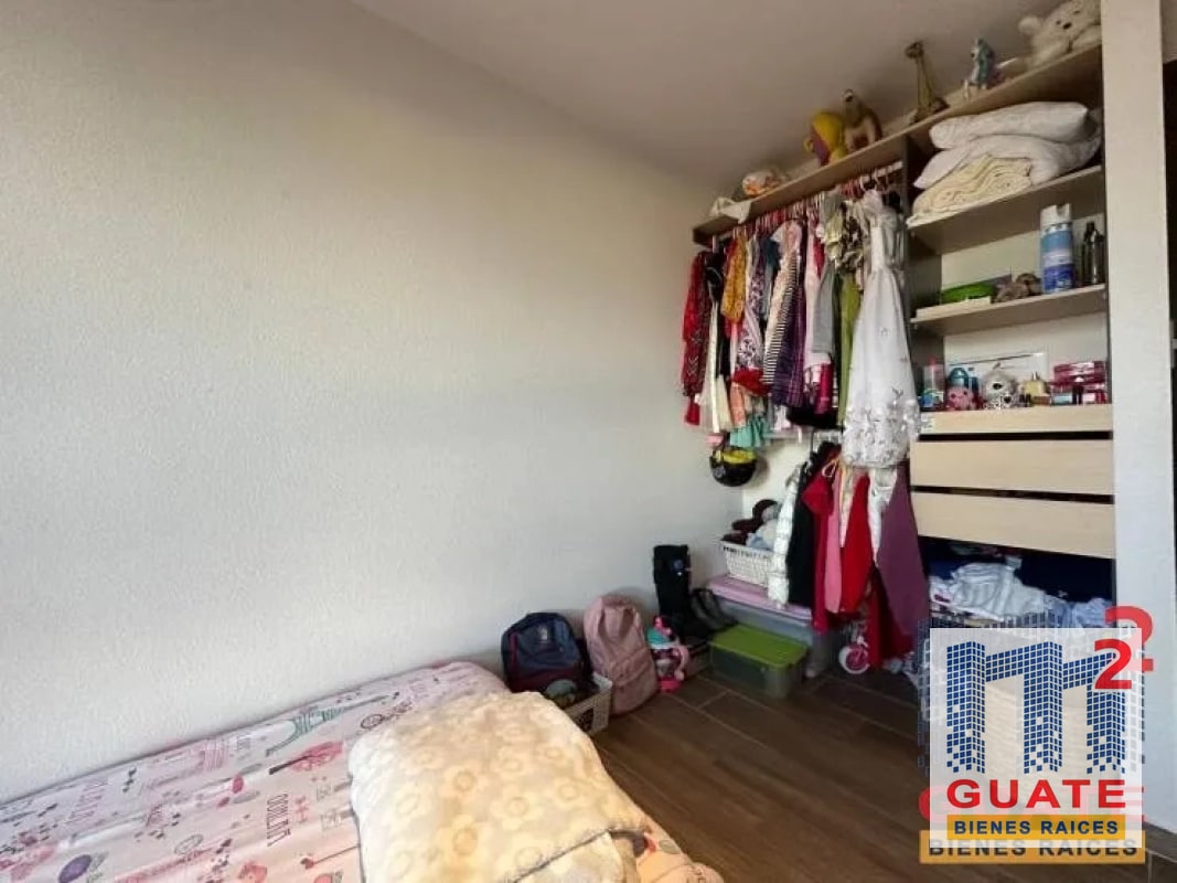 Apartamento de 110 m2 de construcción en Venta, Zona 07 - 6