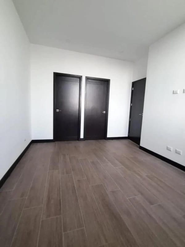 Apartamento en Venta  - DIAGOSEIS Zona 10  — Apartamento en Venta en Diagoseis, Zona 10, Guatemala, Ciudad — foto 7 de 8