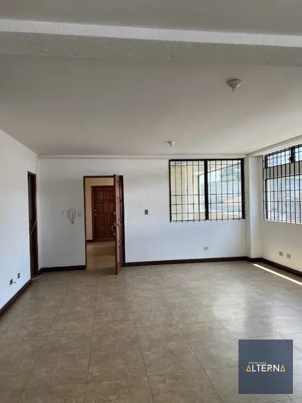 Bonito Apartamento en Renta en Zona 10 — Apartamento en Alquiler en Zona 10, Guatemala, Ciudad — foto 3 de 5