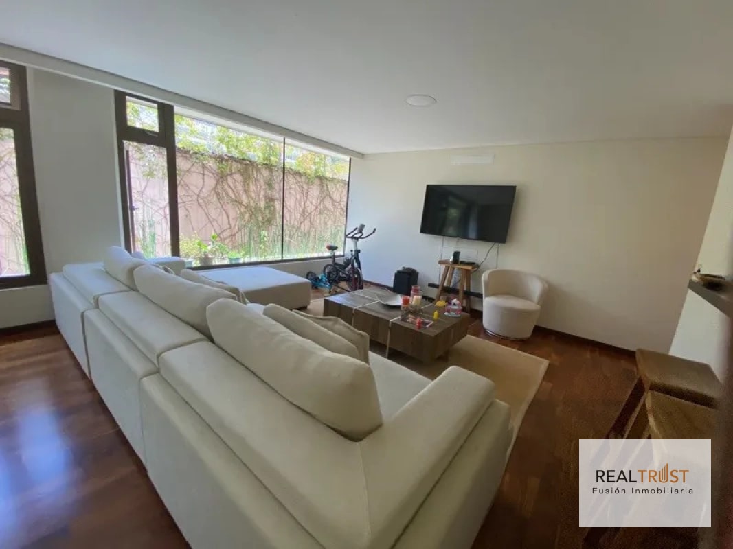 APARTAMENTO EN VENTA ZONA 14 - 6