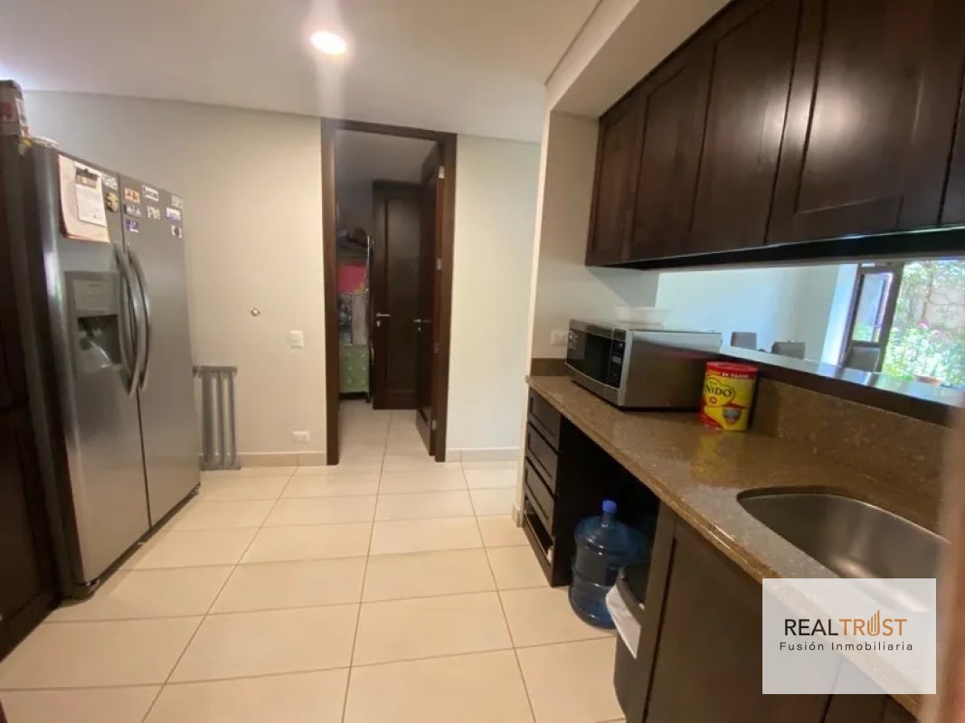 APARTAMENTO EN VENTA ZONA 14 - 3