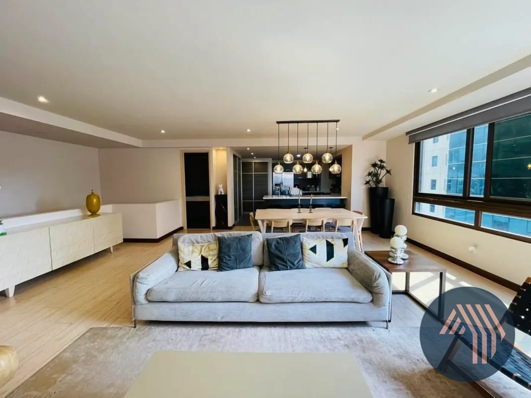 VENTA DE AMPLIO APARTAMENTO DE 2 NIVELES - VEINTI4, ZONA 10 — Apartamento en Alquiler en Veinti4, Zona 10, Guatemala, Ciudad — foto 14 de 16