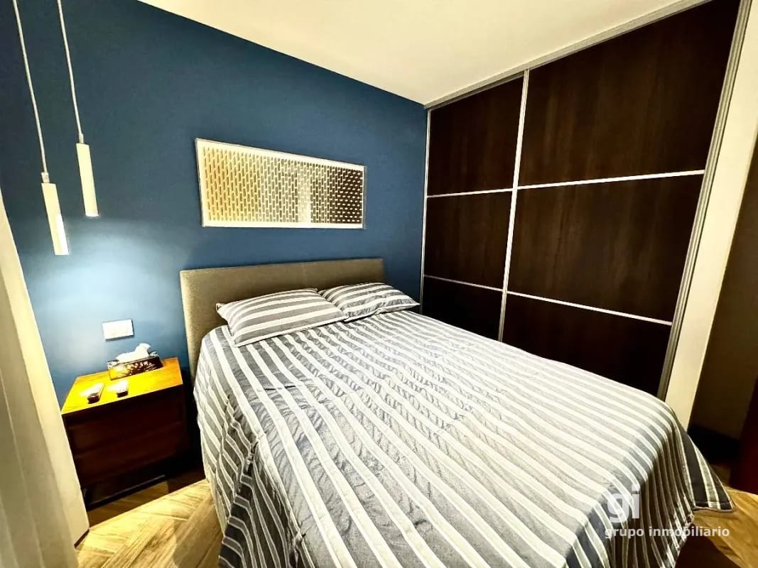 Apartamento amueblado 3 dormitorios y cuarto de servicios, zona 10 — Apartamento en Alquiler en Zona 10, Guatemala, Ciudad — foto 6 de 14