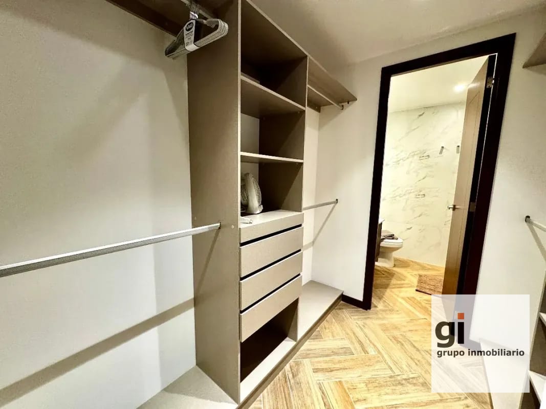 Apartamento en venta amueblado 3 dormitorios y cuarto de servicios, zona 10 — Apartamento en Venta en Zona 10, Guatemala, Ciudad — foto 4 de 14
