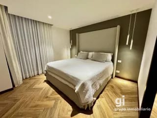 Apartamento en venta amueblado 3 dormitorios y cuarto de servicios, zona 10 — Apartamento en Venta en Zona 10, Guatemala, Ciudad — miniatura 3 de 14