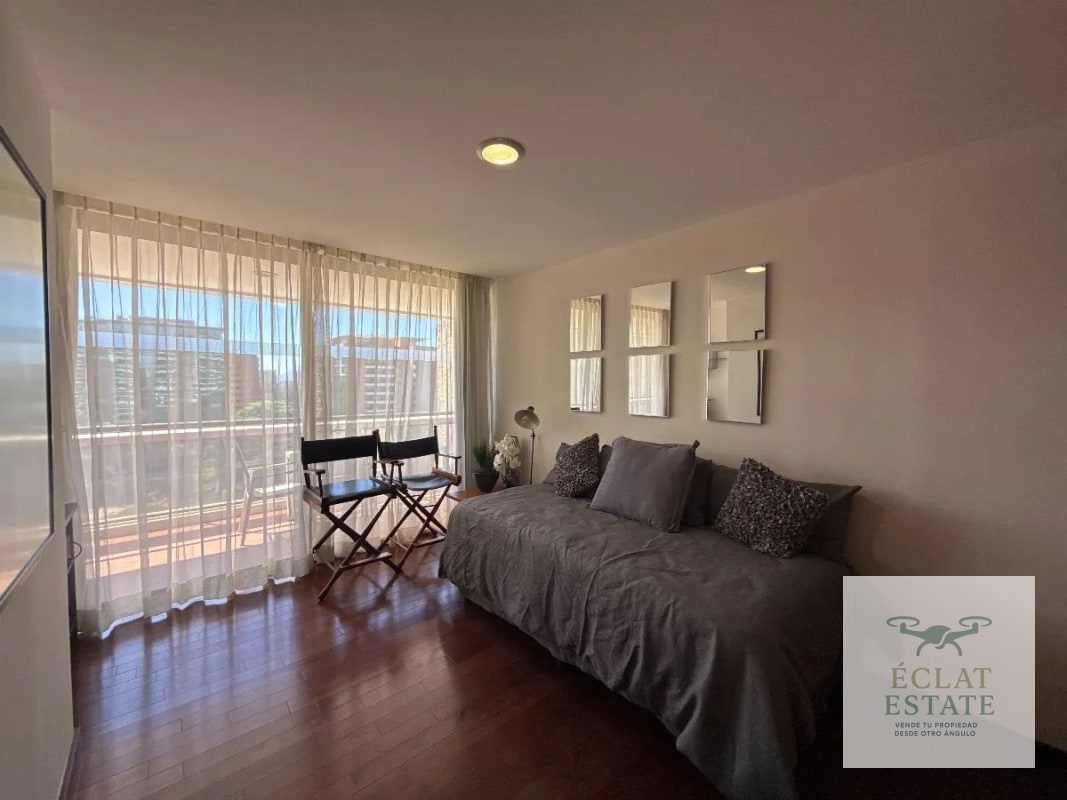Apartamento en Tiffany Zona 10 en Venta | 2 Habitaciones Amueblado - 5