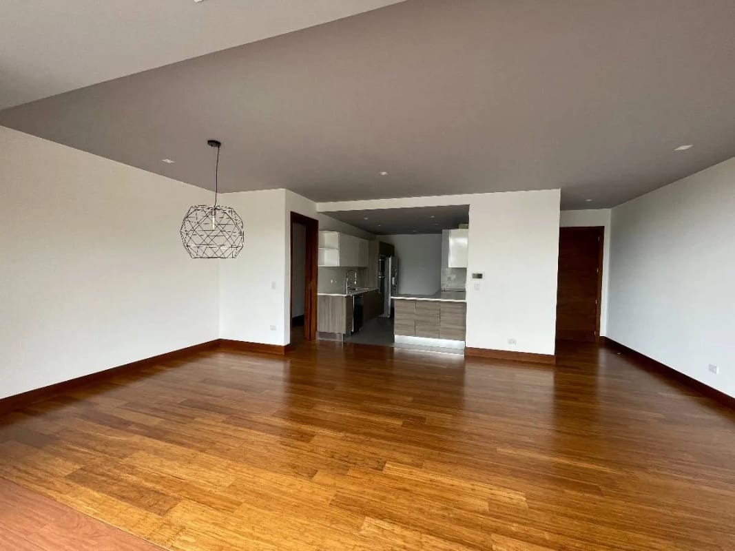 APARTAMENTO  RENTA ZONA 15 VH2, DE 3 DORMITORIOS Y DORMITORIO DE SERVICIO — Apartamento en Alquiler en Zona 15, Guatemala, Ciudad — foto 3 de 10