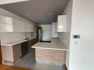 APARTAMENTO  RENTA ZONA 15 VH2, DE 3 DORMITORIOS Y DORMITORIO DE SERVICIO — Apartamento en Alquiler en Zona 15, Guatemala, Ciudad — miniatura 2 de 10