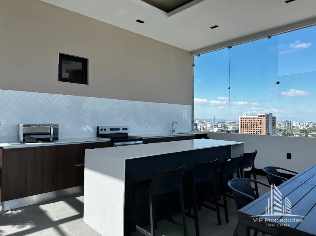 BONADIEZ, Z10. Apartamento amueblado y equipado en alquiler — Apartamento en Alquiler en Bonadiez, Zona 10, Guatemala, Ciudad — foto 4 de 13