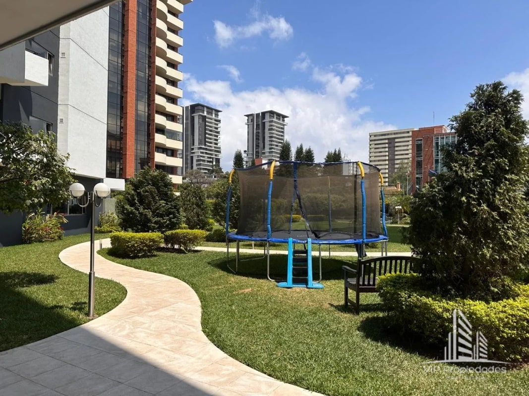 Zona 14 Attica II, Apartamento en alquiler - 9