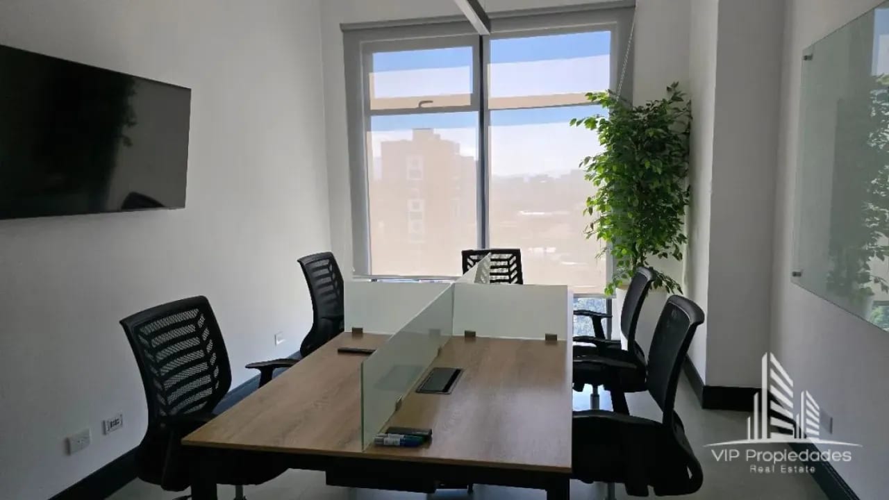 BONADIEZ, Zona 10 Apartamento en venta amueblado y equipado — Apartamento en Venta en Bonadiez, Zona 10, Guatemala, Ciudad — foto 3 de 10