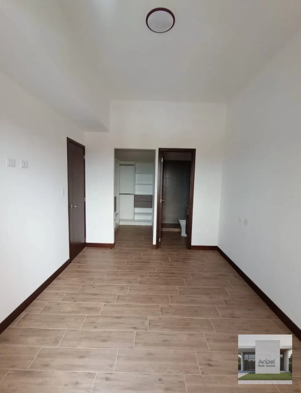 CASALINI DIAGONAL Apartamento 2 Dormitorios cada uno con baño, balcón y walk in closet, Zona 10 - 8