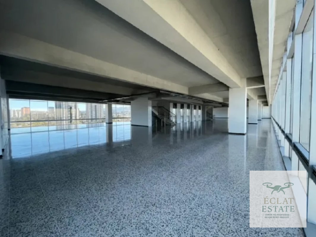 Zona 10 | Edificio Corporativo con Helipuerto | Presencia Ejecutiva - 9