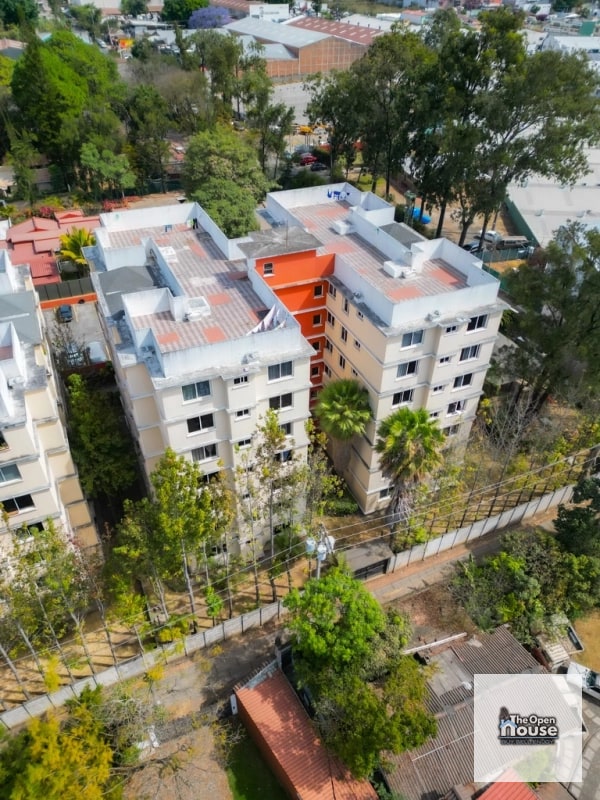 Altos de la colina zona 12 Apartamento en Venta - 16