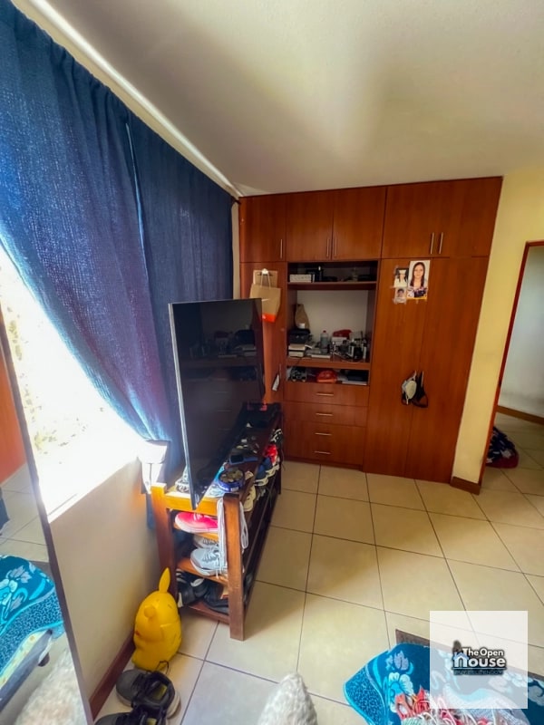 Altos de la colina zona 12 Apartamento en Venta - 9