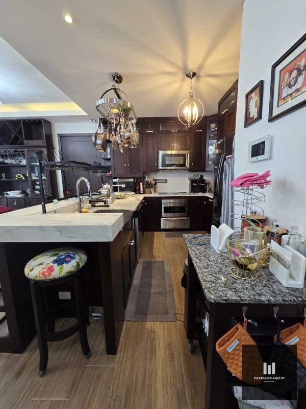 Bello Apartamento en Venta Lirios de Cayala Zona 16 - 8