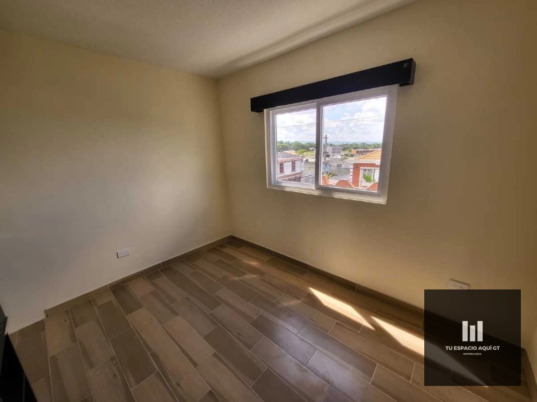 Hermoso Edificio en Venta Hacienda Real Zona 16 con 2 apartamentos - 5