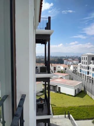 HERMOSO APARTAMENTO CAYALA — Apartamento en Alquiler en Lirios de Cayalá I, Zona 16, Guatemala, Ciudad — miniatura 4 de 9