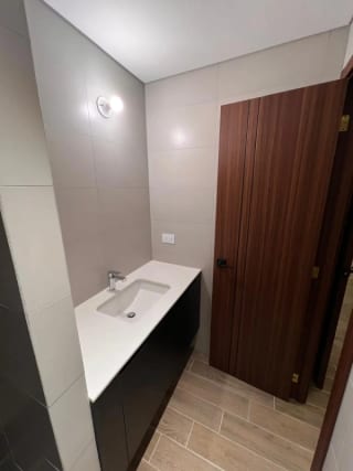 apartamento en EDIFICIO SEPTIMO ZONA 4 — Apartamento en Alquiler en Séptimo, Zona 4, Guatemala, Ciudad — miniatura 3 de 14
