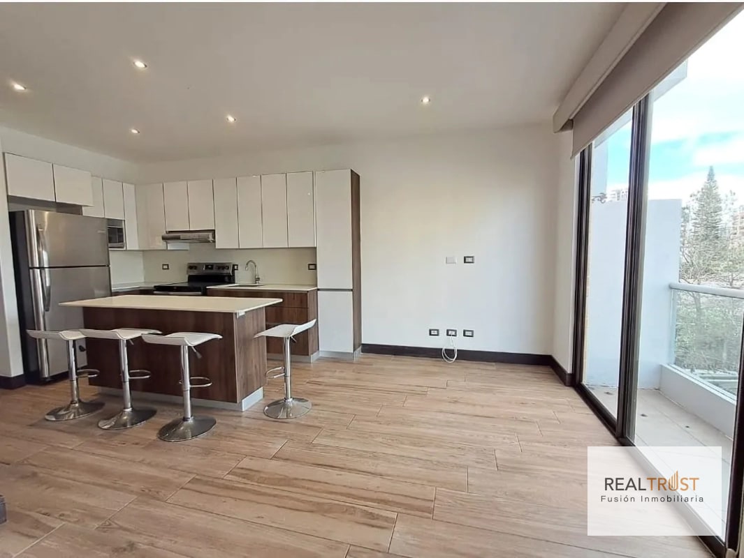 VENTA MODERNO APARTAMENTO ZONA 10 - 15