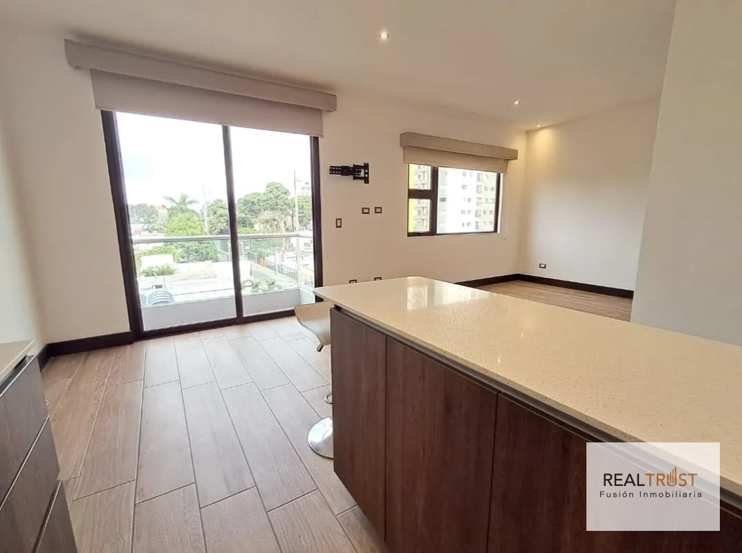 VENTA MODERNO APARTAMENTO ZONA 10 - 2